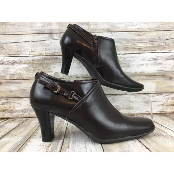 aerosoles square toe boots